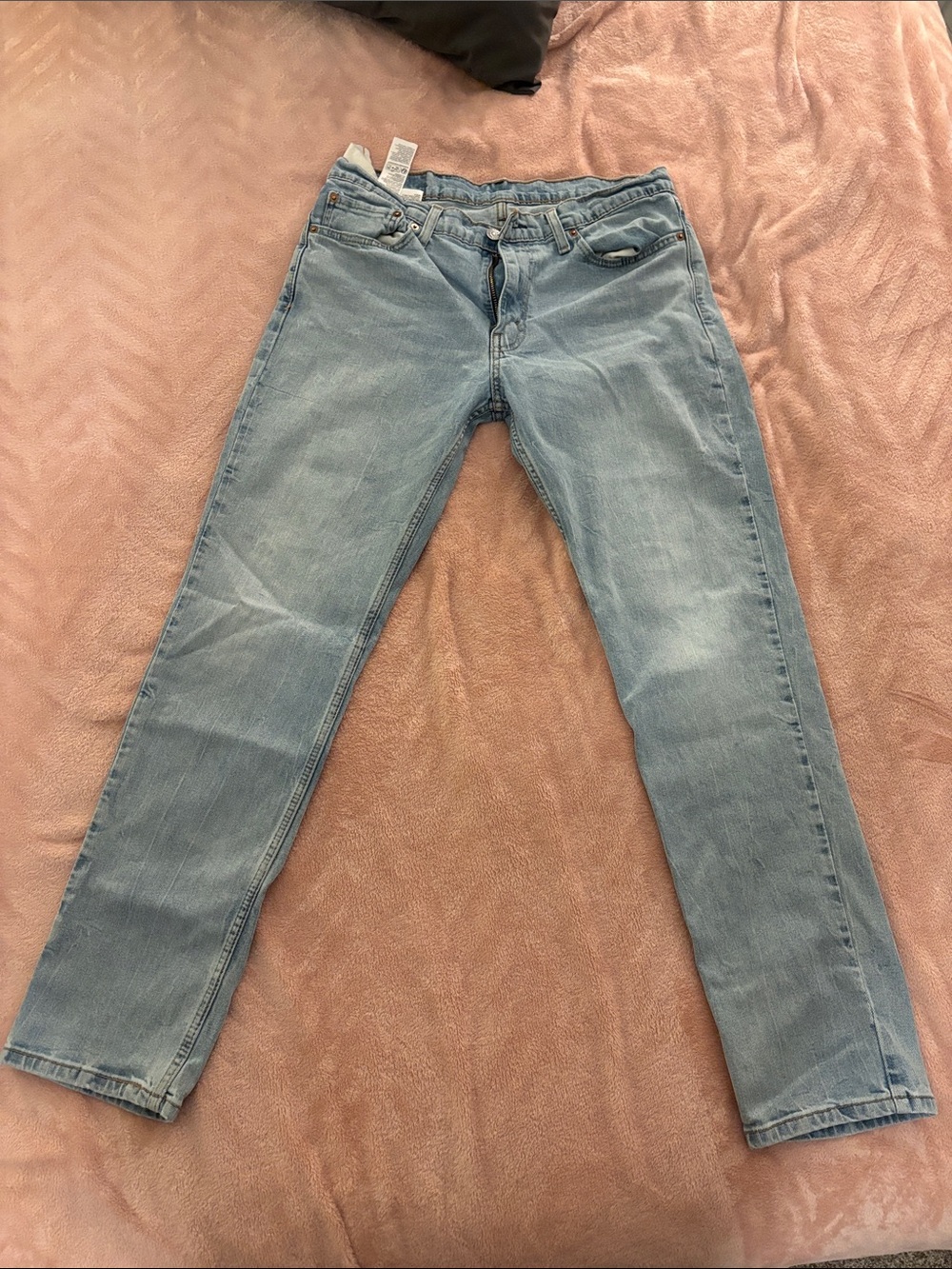 Levi's Men's Light Wash Slim Straight Jeans